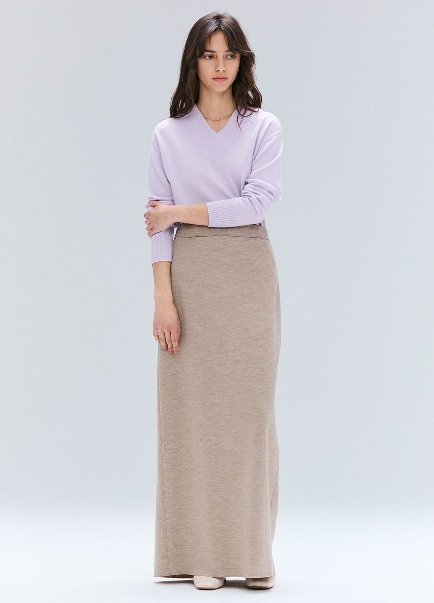 輕毛料羊絨V領針織衫